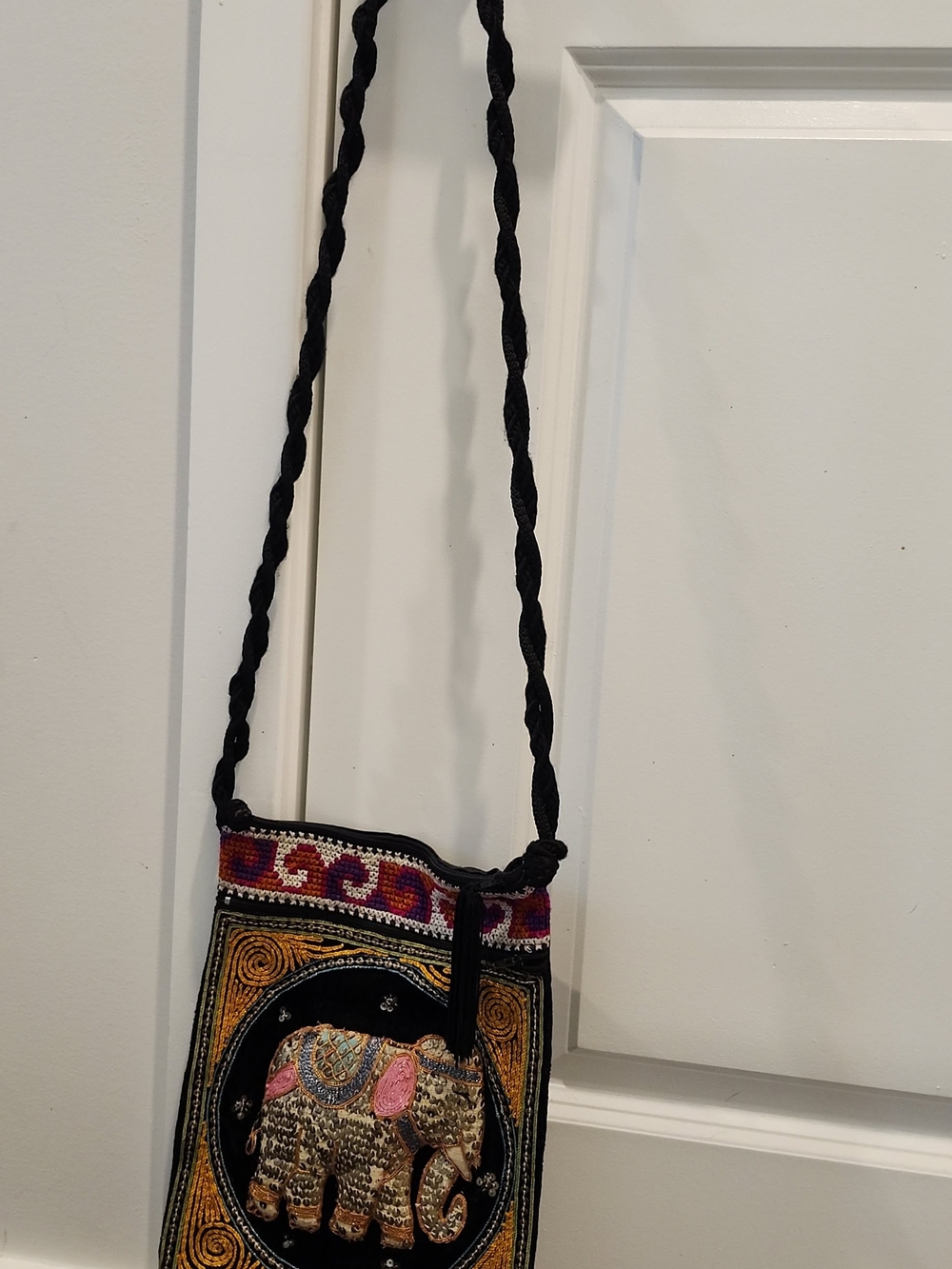 Handcrafted Embroidered Elephant Crossbody Bag - Black